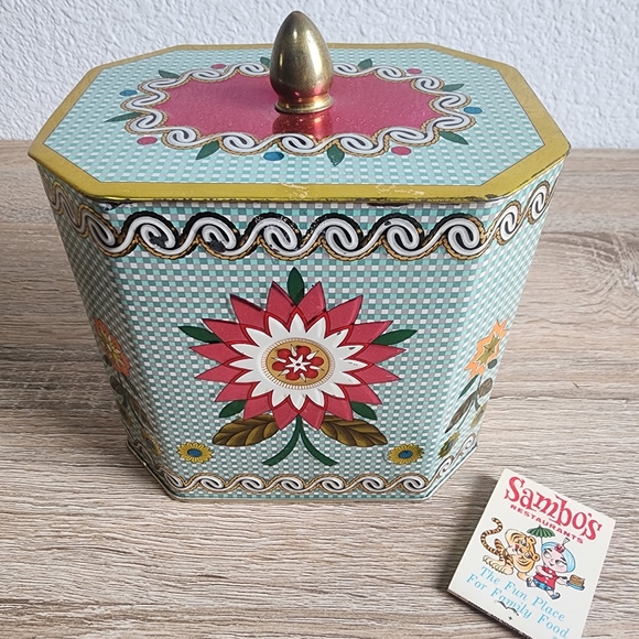 American Vintage Other - VINTAGE MCM English Tea Tin Canister with Lid Colorful Flowers